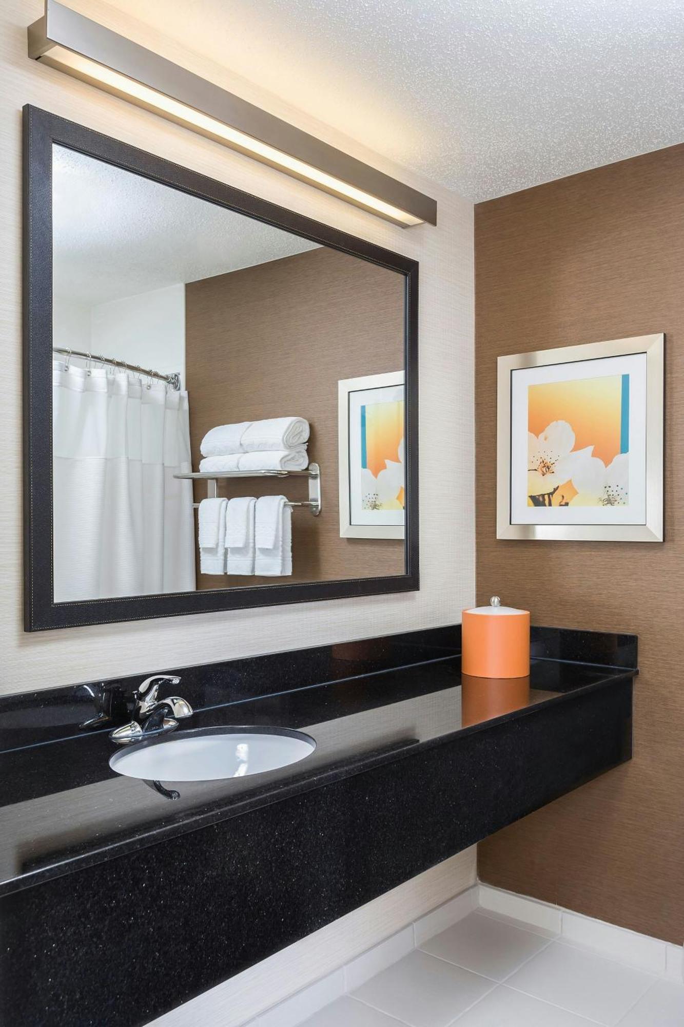 Fairfield Inn & Suites Grand Rapids Ngoại thất bức ảnh